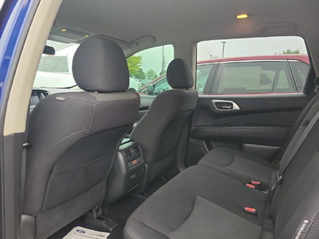 Used 2019 Nissan Pathfinder S AWD/4WD image 29