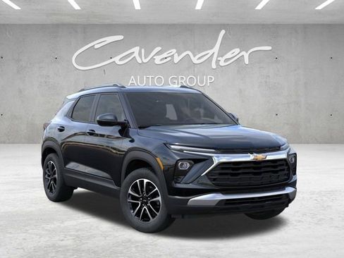 New 2026 Chevrolet TrailBlazer LT w/ Convenience Package FWD image 7
