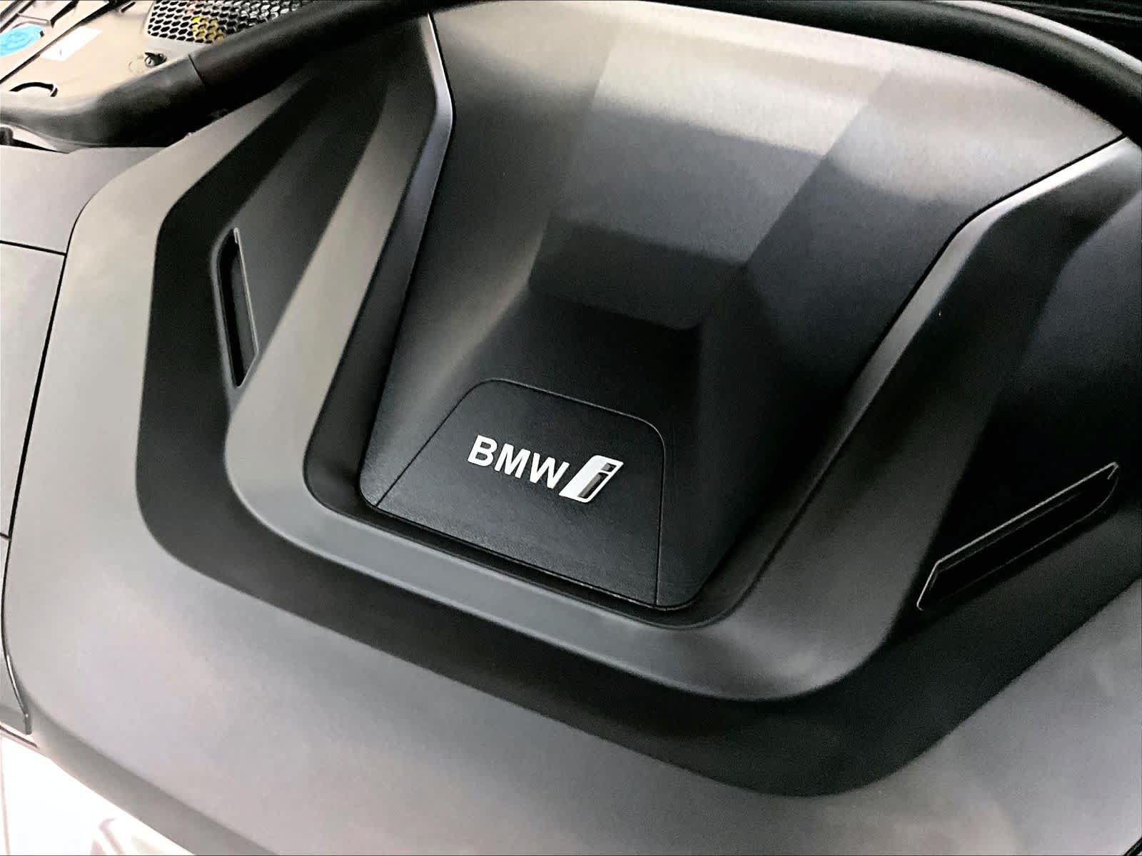 Used 2023 BMW i4 eDrive40 w/ M Sport Package RWD image 33