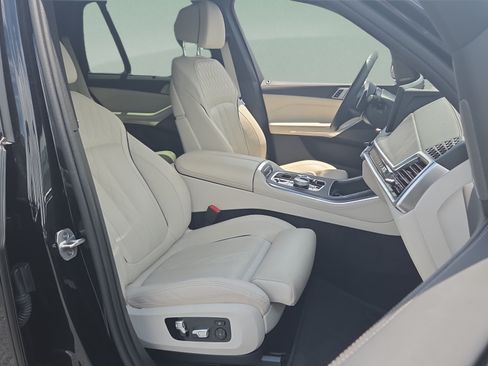 Certified 2026 BMW X5 xDrive50e w/ Executive Package AWD/4WD image 17