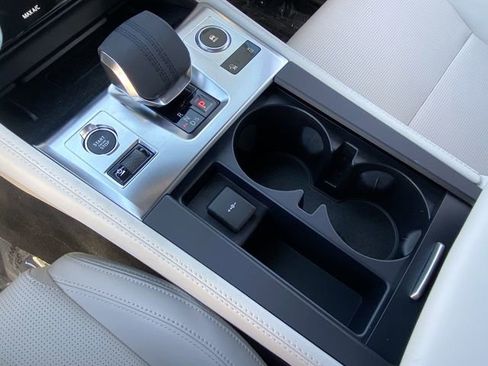 New 2025 Jaguar F-PACE R-Dynamic S AWD/4WD image 10