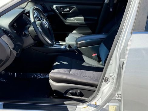 Used 2016 Nissan Altima 2.5 S w/ Power Driver Seat Package FWD image 20