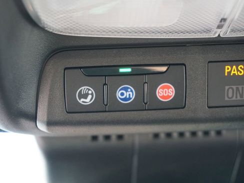 Used 2024 Chevrolet Colorado ZR2 w/ Safety Package image 34