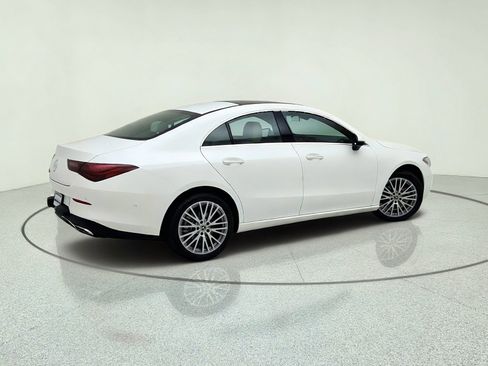 Used 2026 Mercedes-Benz CLA 250 image 8