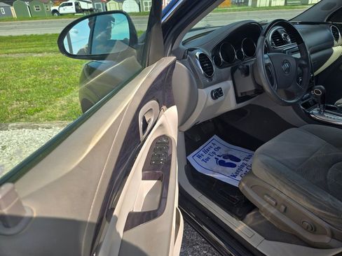 Used 2017 Buick Enclave Convenience FWD image 6