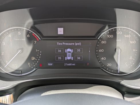 Used 2019 Cadillac XT4 Premium Luxury FWD image 24