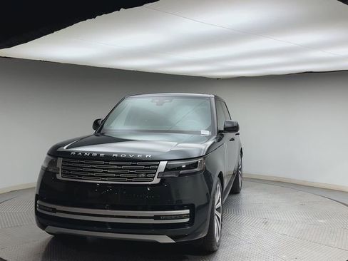 Used 2024 Land Rover Range Rover Autobiography AWD/4WD image 7