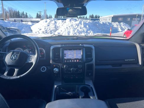 Used 2017 RAM 1500 Sport w/ Sublime Green Sport Package image 10