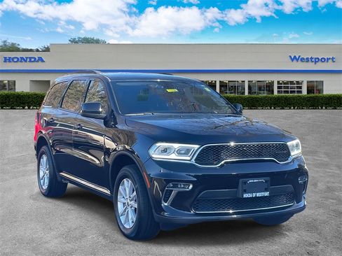 Used 2021 Dodge Durango SXT image 1