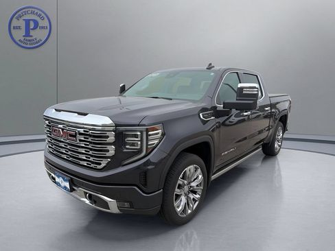 Used 2025 GMC Sierra 1500 Denali w/ Denali Reserve Package AWD/4WD image 3