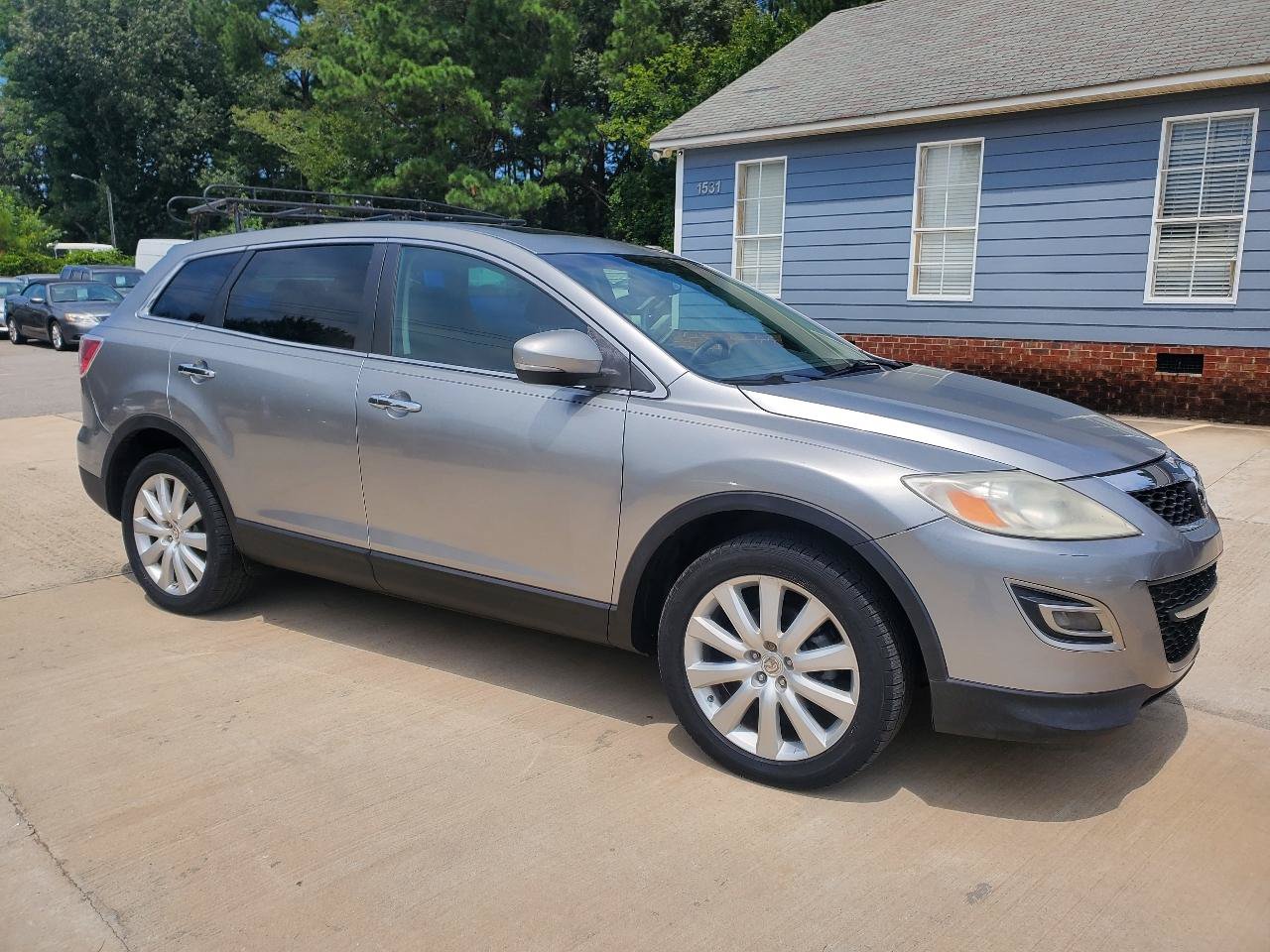 Used 2010 MAZDA CX-9 Grand Touring w/ Moonroof & Bose Audio Pkg AWD/4WD image 3