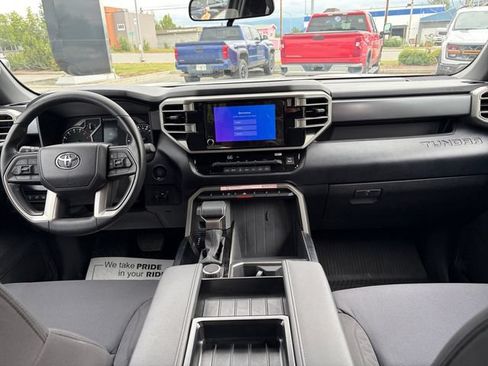 Used 2025 Toyota Tundra SR5 AWD/4WD image 21