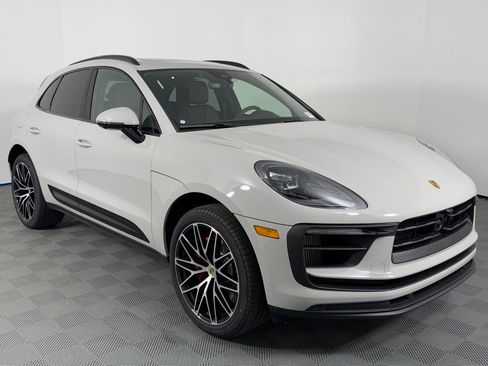 Certified 2026 Porsche Macan S AWD/4WD image 9