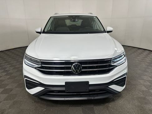 Used 2022 Volkswagen Tiguan SE FWD image 8