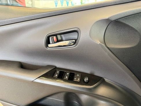 Used 2018 Toyota Prius Two w/ Prius Two Safety Plus Package image 17