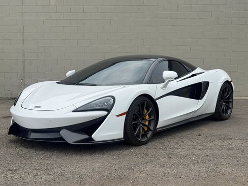 Used 2019 McLaren 570S Spider RWD image 1