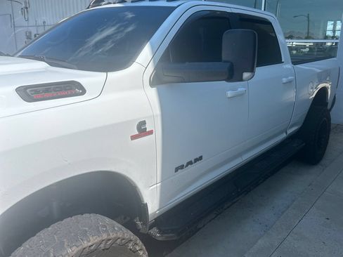 Used 2022 RAM 2500 Big Horn w/ Night Edition AWD/4WD image 7