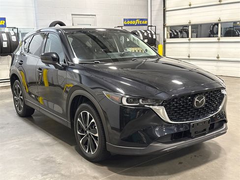 Certified 2023 MAZDA CX-5 AWD 2.5 S w/ Premium Package image 3