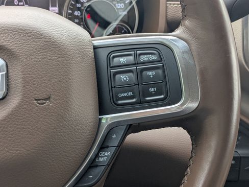 Used 2019 RAM 2500 Laramie AWD/4WD image 25