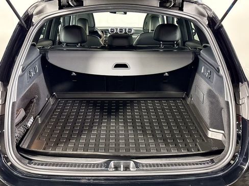 Used 2023 Mercedes-Benz GLC 300 4MATIC image 22