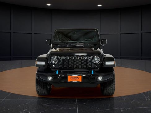 Used 2024 Jeep Wrangler High Altitude AWD/4WD image 8