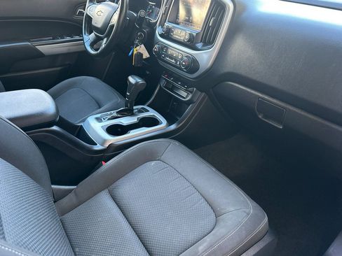 Used 2016 Chevrolet Colorado LT w/ LT Convenience Package image 19