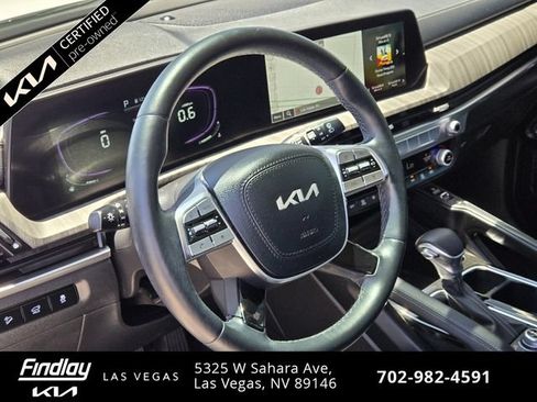 Certified 2024 Kia Telluride EX w/ EX Captain's Chair Package AWD/4WD image 23