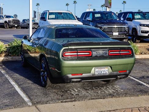 Certified 2022 Dodge Challenger SXT w/ Blacktop Package image 7