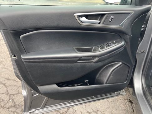Used 2024 Ford Edge SEL image 21