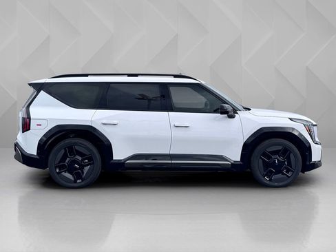 New 2026 Kia EV9 GT-Line image 4