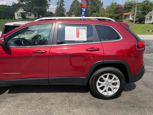 Used 2014 Jeep Cherokee Latitude w/ Comfort/Convenience Group AWD/4WD image 4