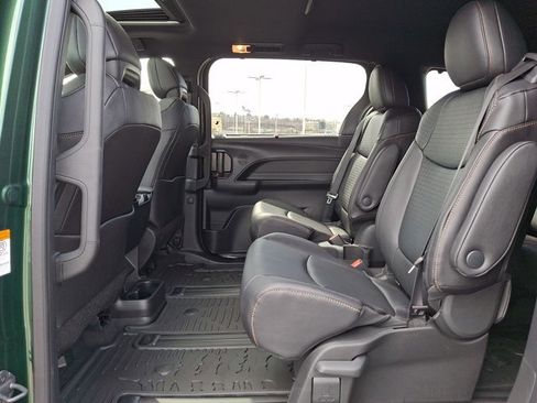 New 2026 Toyota Sienna XLE Woodland Edition image 8