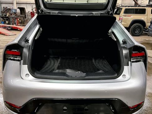 Used 2023 Toyota Prius Limited image 30