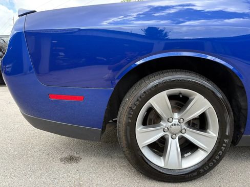 Used 2021 Dodge Challenger SXT RWD image 29