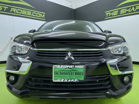 Used 2017 Mitsubishi Outlander Sport SE image 3