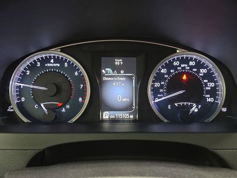 Used 2016 Toyota Camry LE image 18