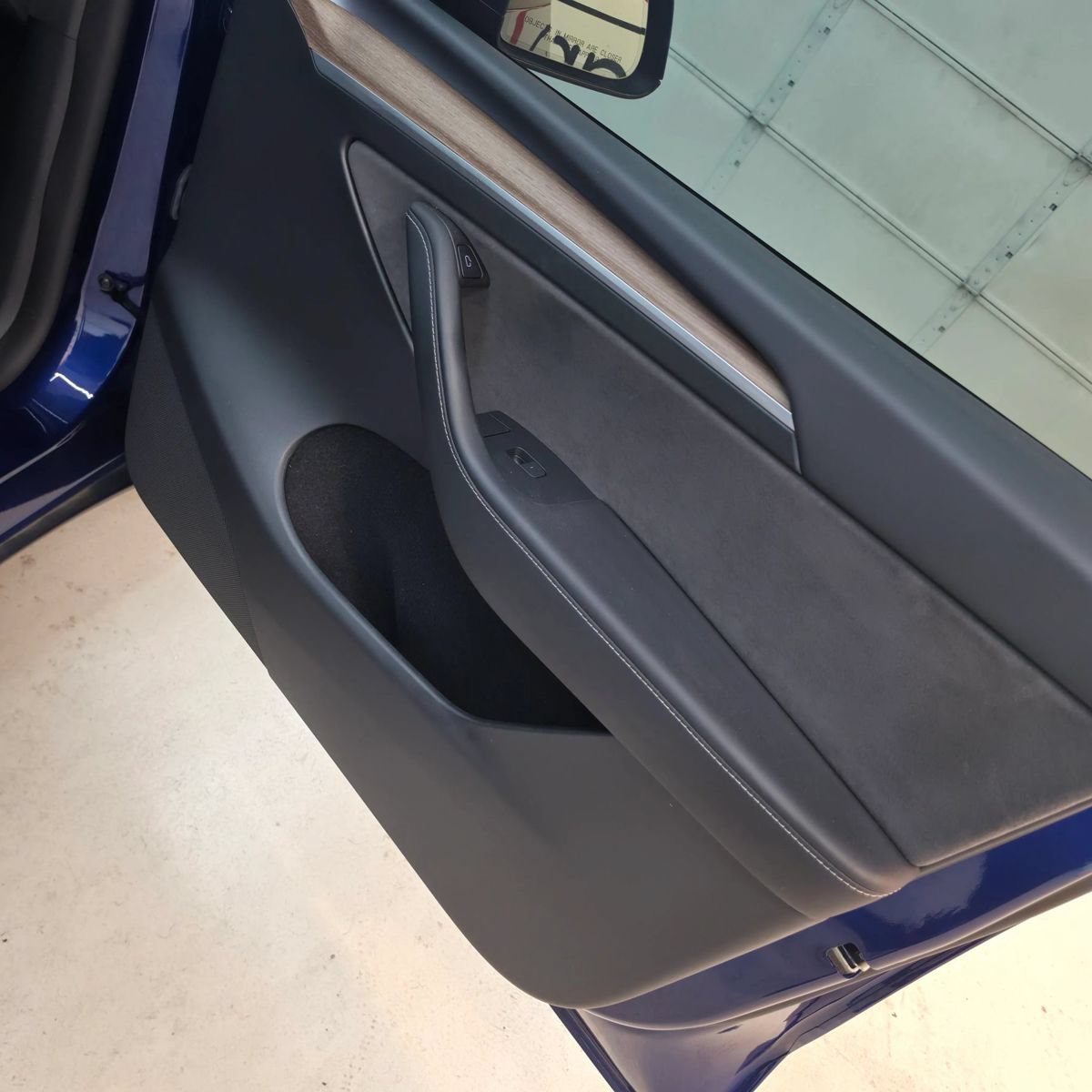 Used 2024 Tesla Model Y Long Range AWD/4WD image 21