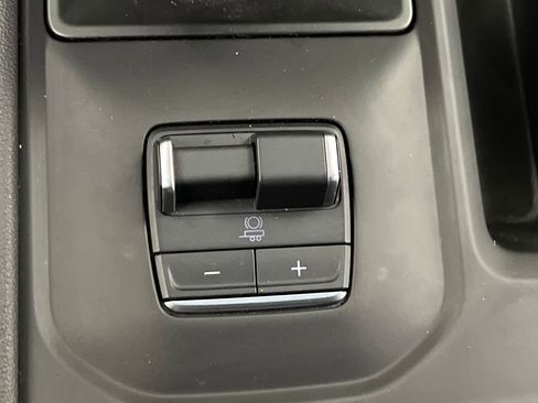 Used 2025 GMC Sierra 1500 AT4 AWD/4WD image 45