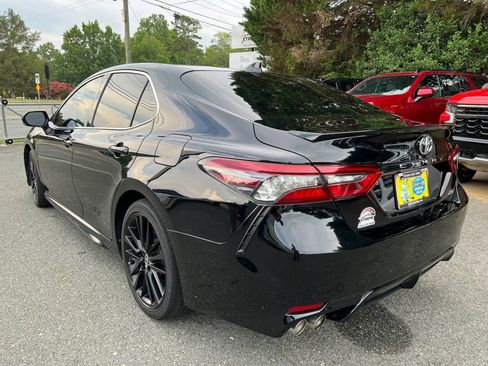 Used 2021 Toyota Camry XSE FWD image 6