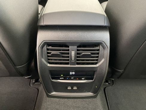 Used 2025 BMW 330i xDrive Sedan w/ Premium Package image 29