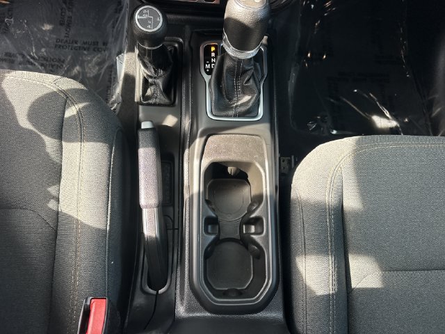Used 2025 Jeep Wrangler Sport AWD/4WD image 20