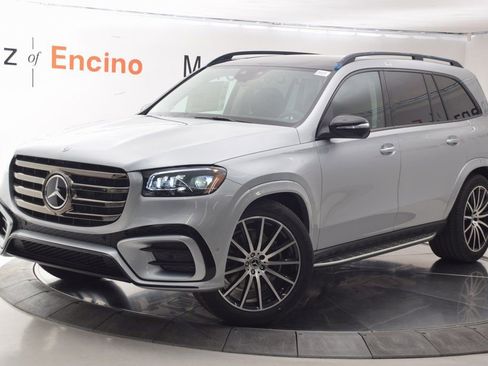 New 2026 Mercedes-Benz GLS 450 4MATIC image 2