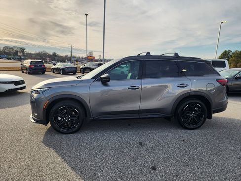 Used 2026 INFINITI QX60 Sport w/ Dark Cargo Package image 8