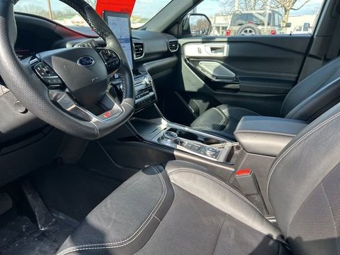 Used 2023 Ford Explorer ST w/ Equipment Group 401A AWD/4WD image 20