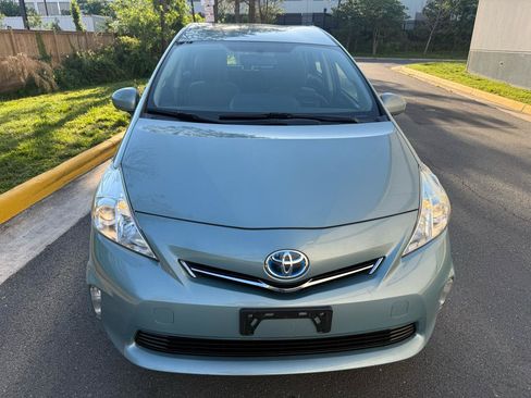 Used 2014 Toyota Prius V Three FWD image 8