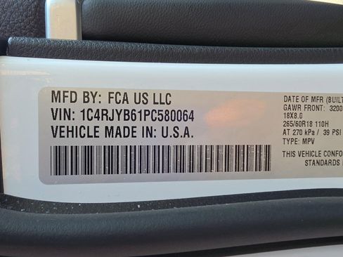 Used 2023 Jeep Grand Cherokee 4WD 4xe image 36