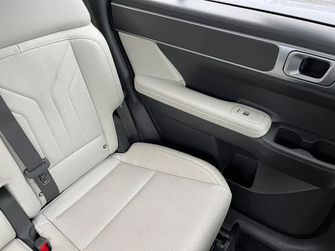 Used 2025 Hyundai Santa Fe SEL image 40