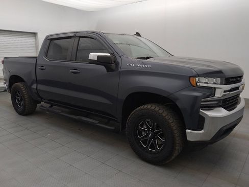 Used 2021 Chevrolet Silverado 1500 LT AWD/4WD image 11