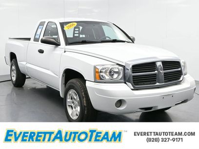 Used 2006 Dodge Dakota SLT