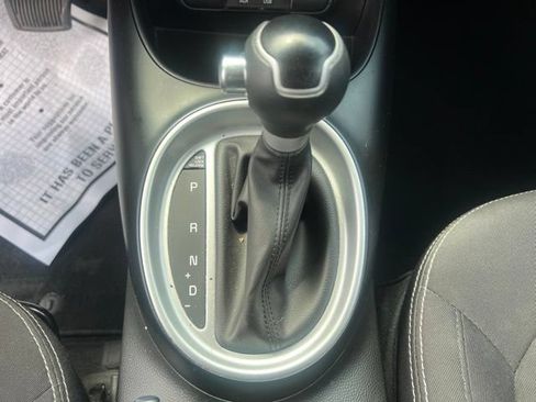 Used 2019 Kia Soul w/ Convenience Package FWD image 26